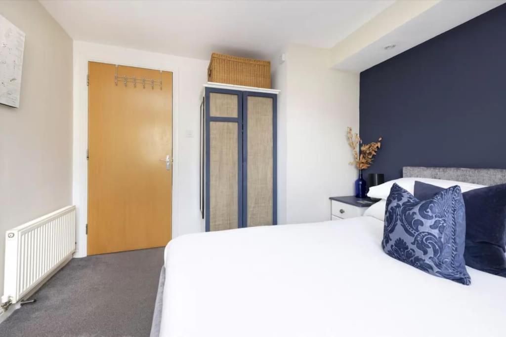 Stylish Flat With Free Parking Appartement