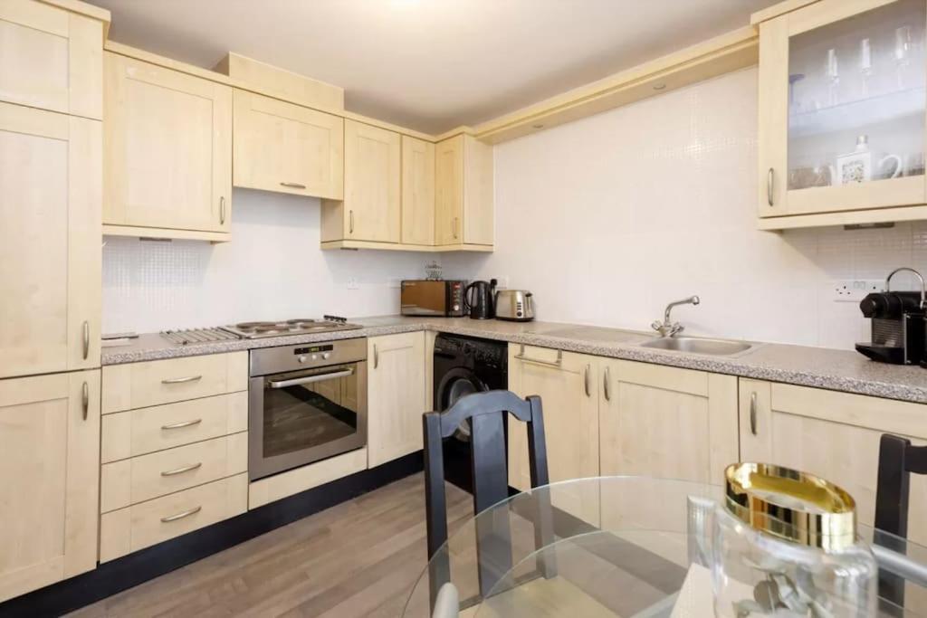 Appartement Stylish Flat With Free Parking